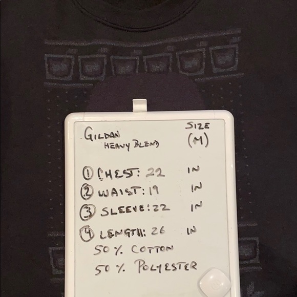 NEW Gildan Women’s Long Sleeve Pullover Size Mediu - Picture 4 of 6